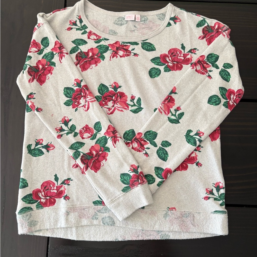 Women’s Vintage Floral Print Sweatshirt- Size Large Brand new